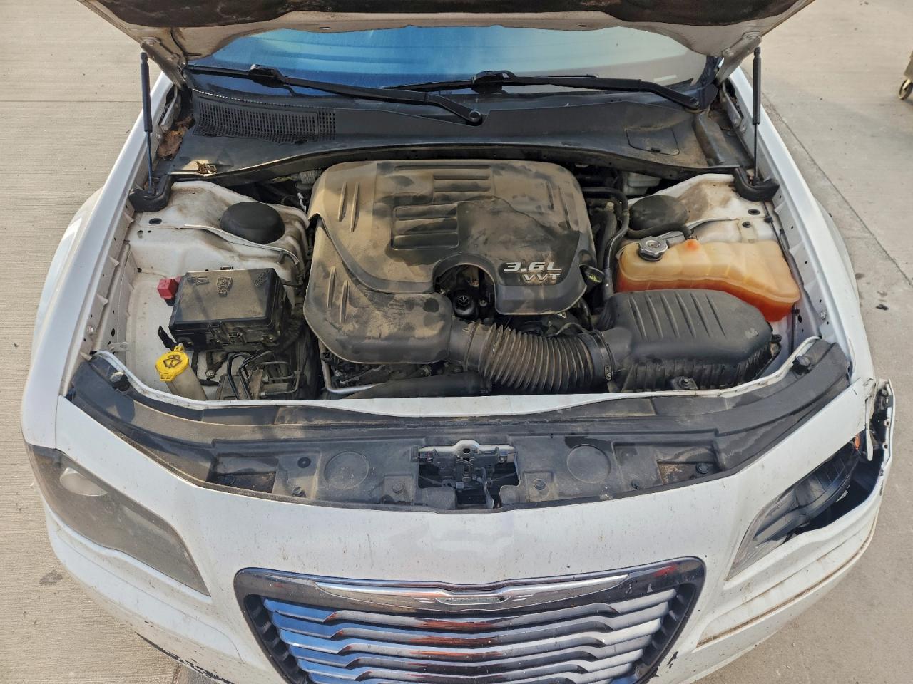 2014 Chrysler 300 S VIN: 2C3CCAGG6EH384807 Lot: 92998115