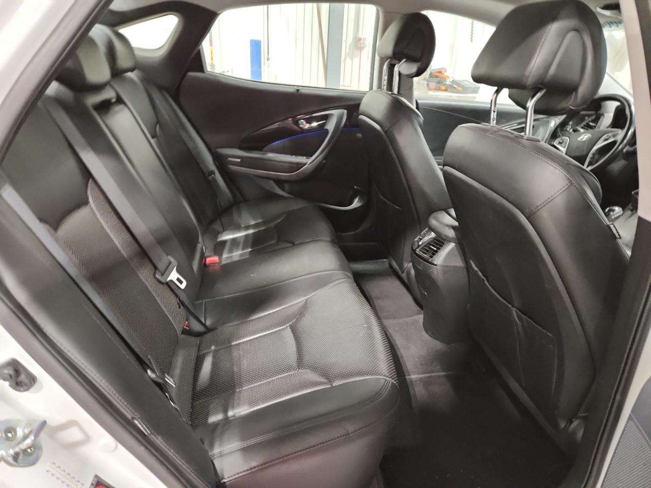 2016 Hyundai Azera Limited VIN: KMHFH4JG9GA525760 Lot: 90609395