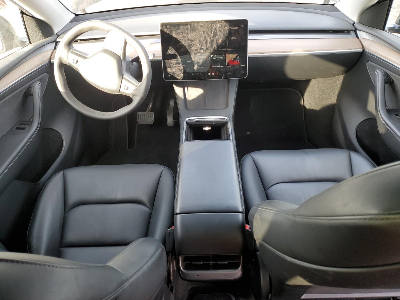 2023 Tesla Model Y VIN: 7SAYGDEE9PA102158 Lot: 92387935