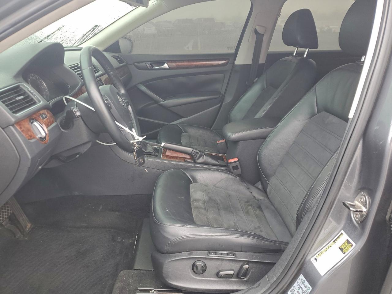 2012 Volkswagen Passat Sel VIN: 1VWCP7A36CC080835 Lot: 94231915