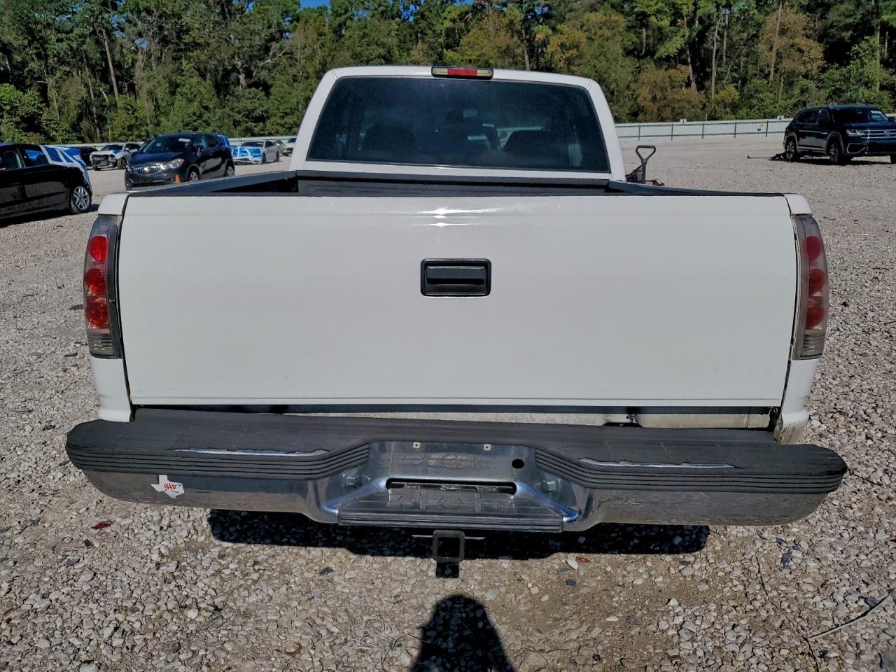 1998 Chevrolet Gmt-400 C1500 VIN: 2GCEC19R4W1227144 Lot: 94677525