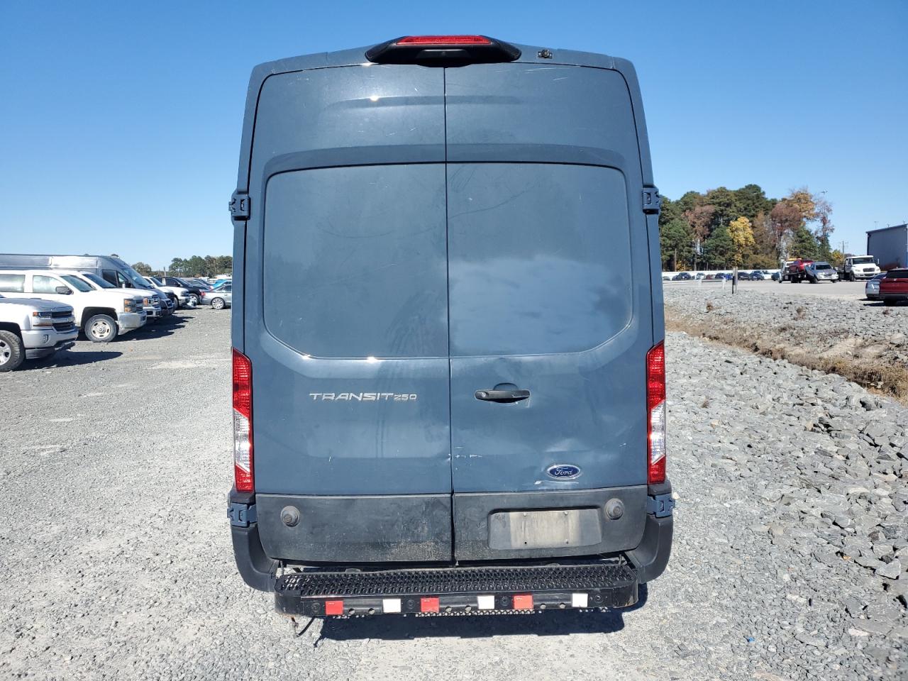 2020 Ford Transit T-250 Delivery Van VIN: 1FTBR3X80LKA87502 Lot: 90246365