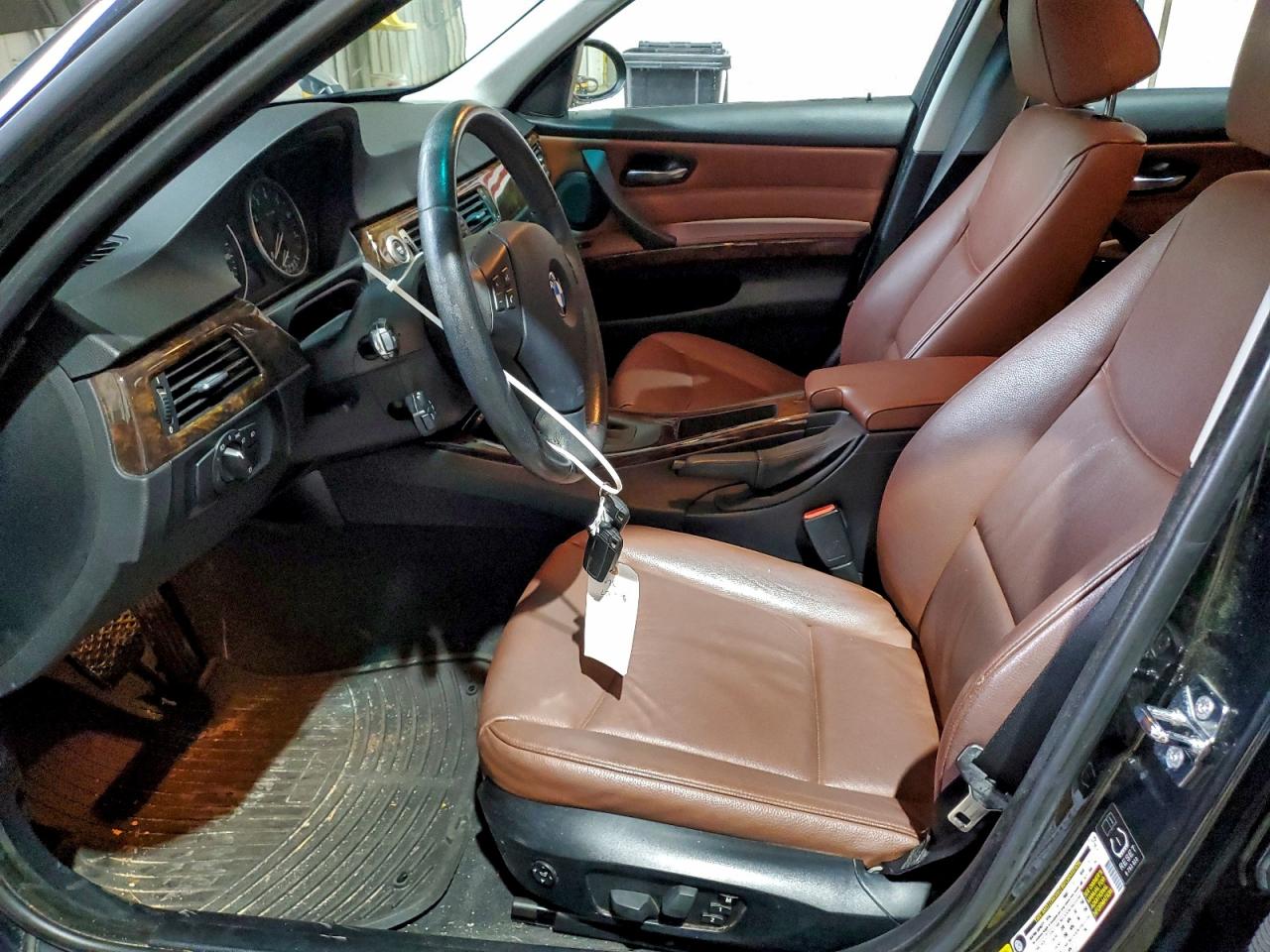 2007 BMW 328 Xi VIN: WBAVC93577KX57157 Lot: 94671785