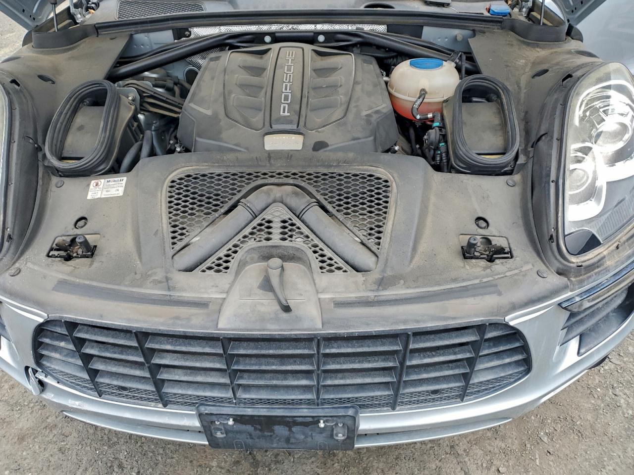 2015 Porsche Macan S VIN: WP1AB2A54FLB59582 Lot: 92938115