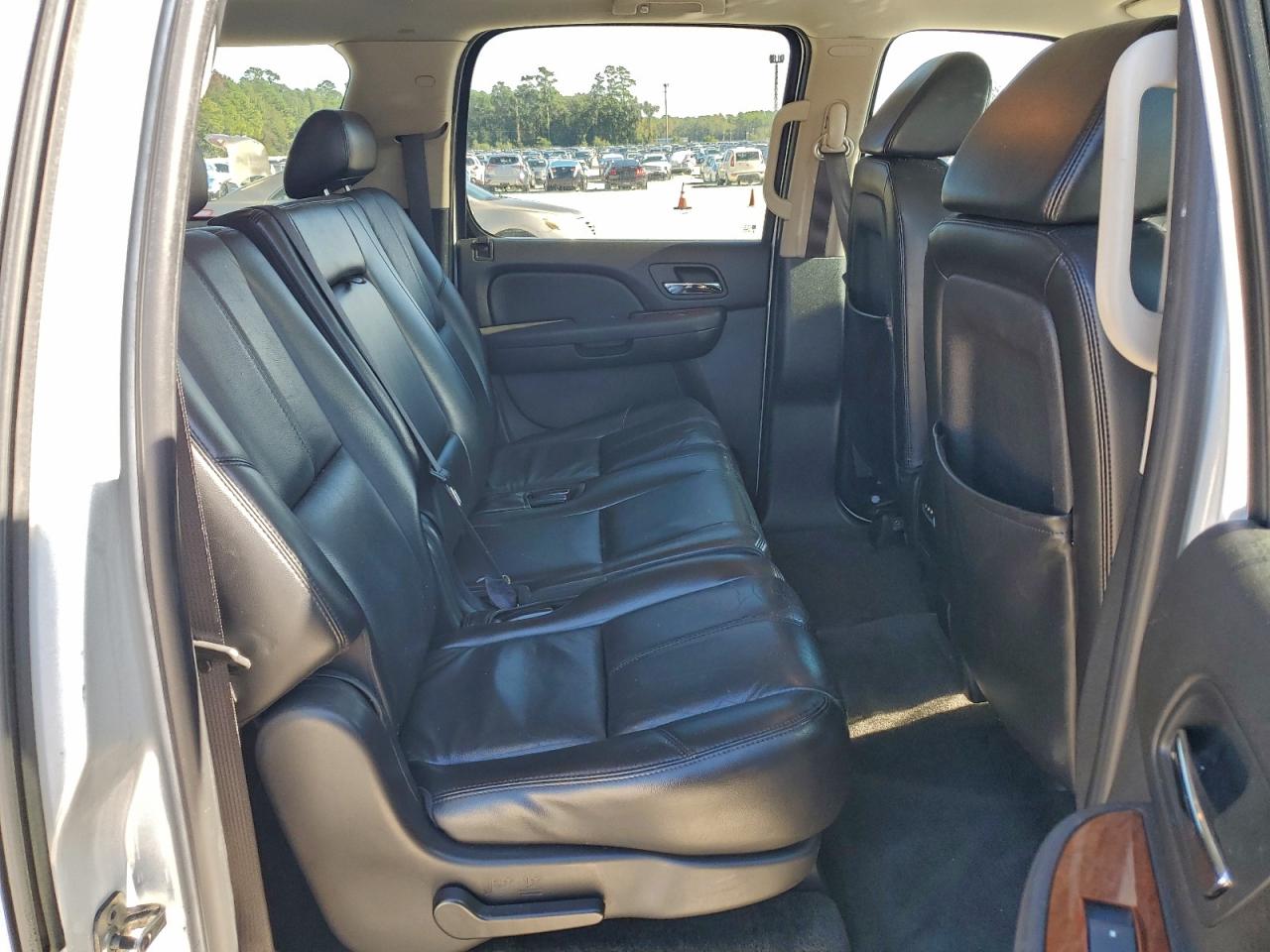 2007 GMC Yukon Xl C1500 VIN: 1GKFC16097J276829 Lot: 94635335