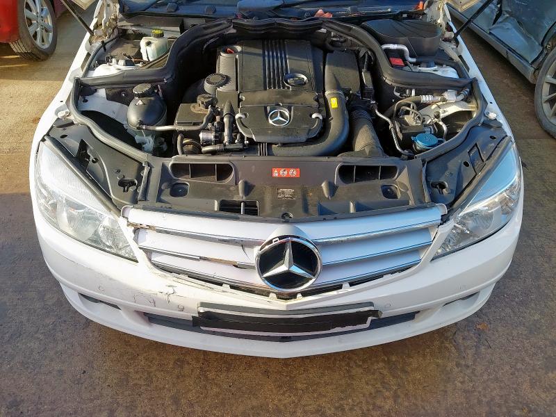 2010 MERCEDES-BENZ C CLASS C180 CGI BLUEEFFICIENCY EXECUTIVE SE 4DR AUTO