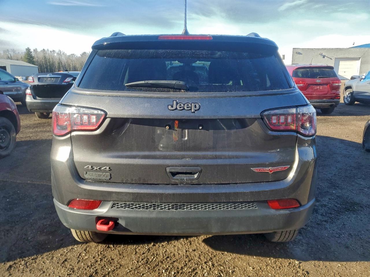 2018 Jeep Compass Trailhawk VIN: 3C4NJDDB1JT493584 Lot: 90659285