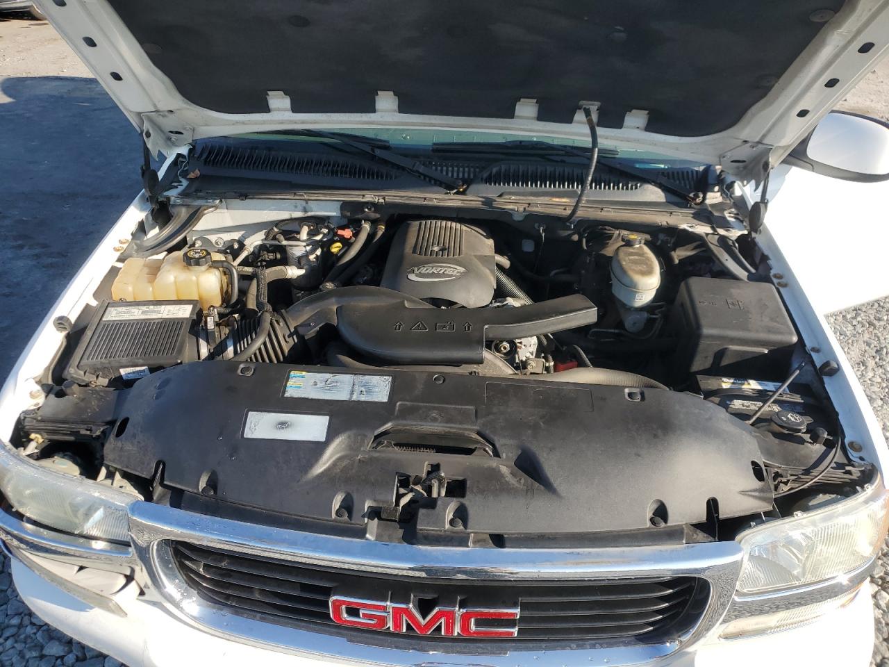 2003 GMC Yukon VIN: 1GKEC13V33R222112 Lot: 93436045