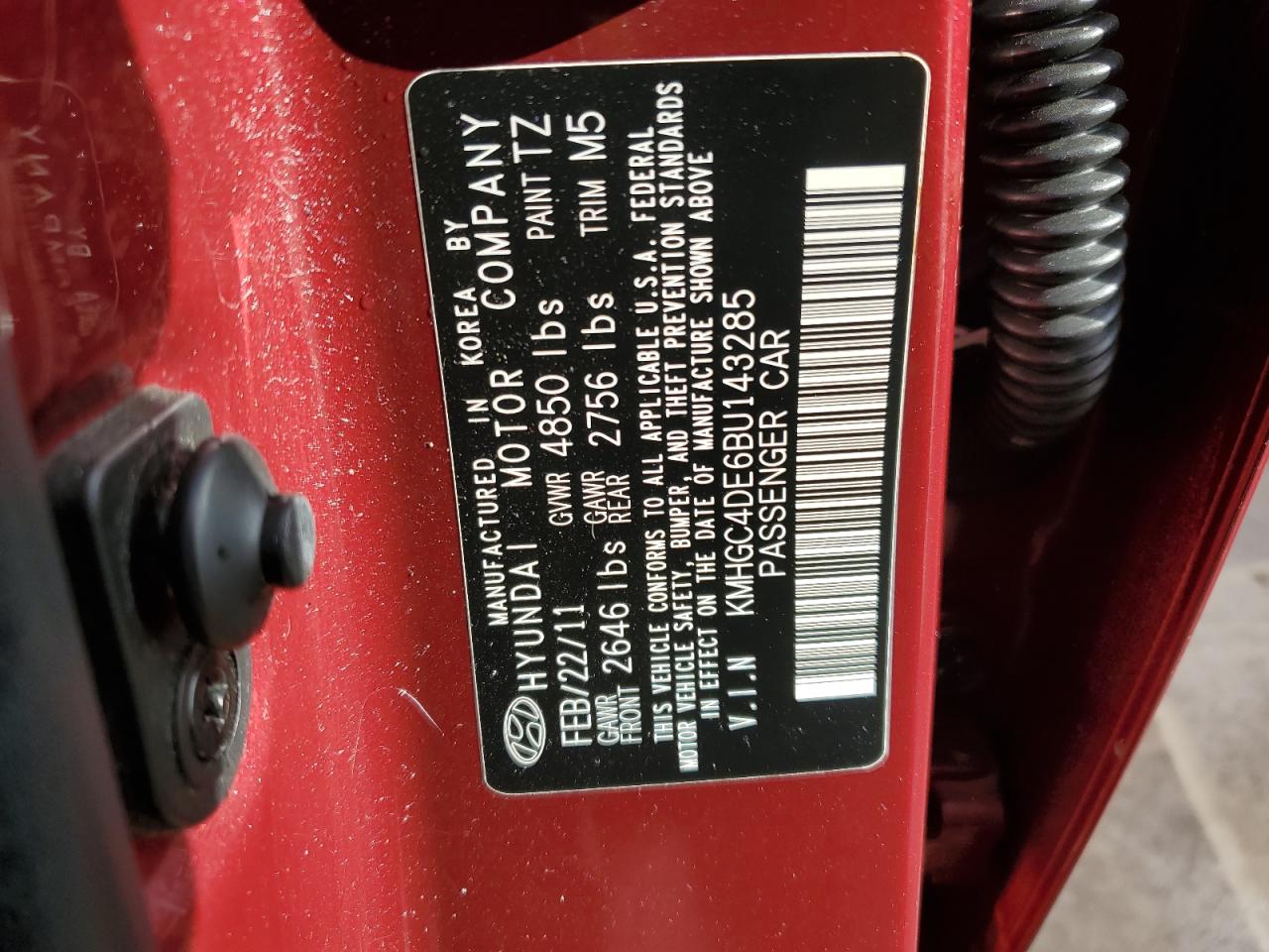 2011 Hyundai Genesis 3.8L VIN: KMHGC4DE6BU143285 Lot: 92003185