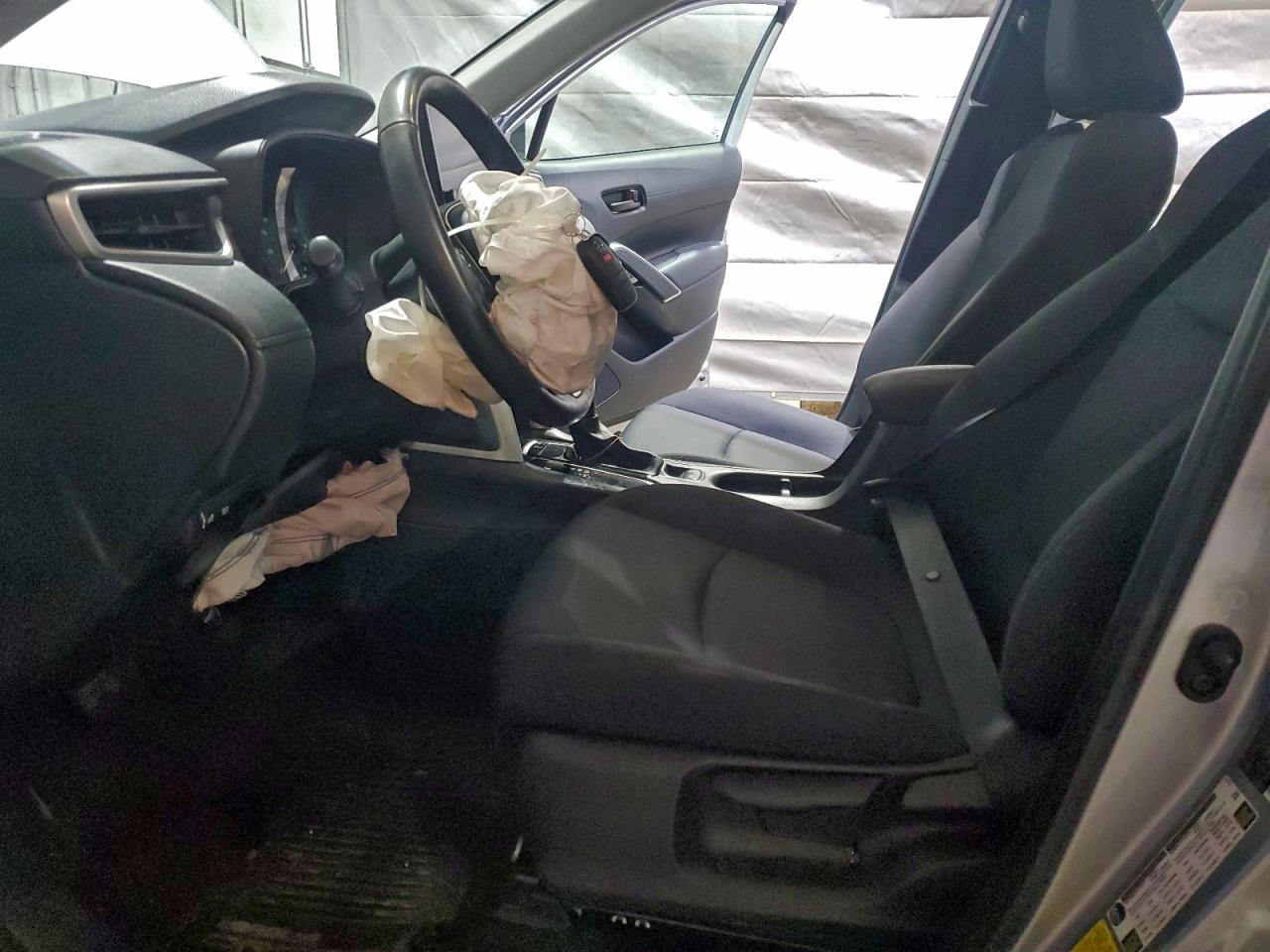 2024 Toyota Corolla Cross Le VIN: 7MUBAABG2RV091407 Lot: 94080305