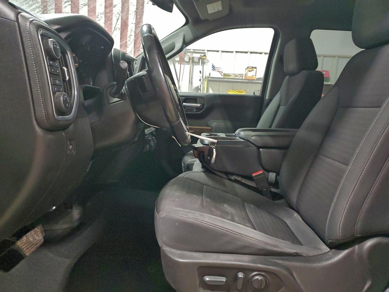 2021 Chevrolet Silverado K1500 Lt VIN: 1GCUYDED0MZ453775 Lot: 93532055