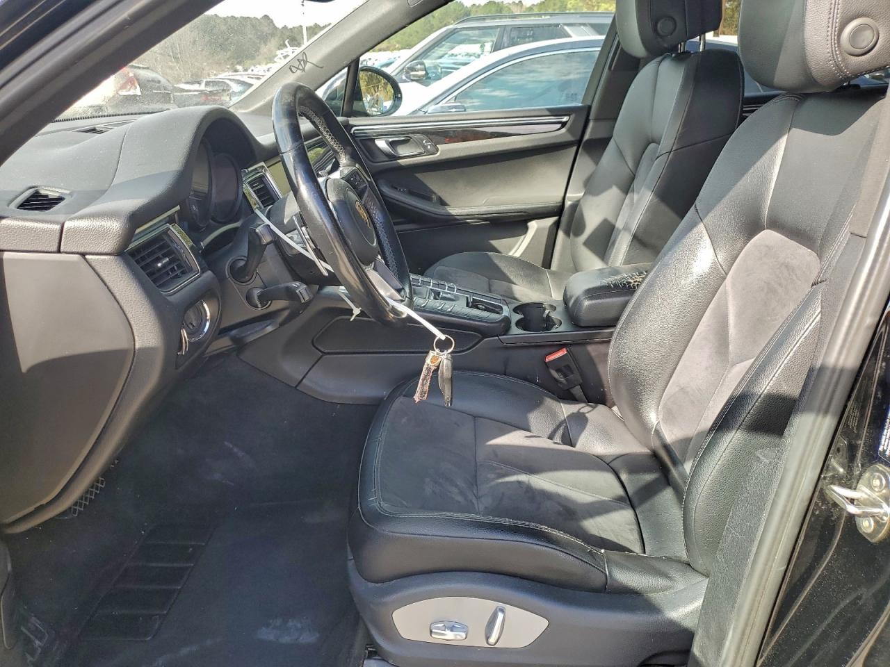 2016 Porsche Macan S VIN: WP1AB2A58GLB47873 Lot: 93866095