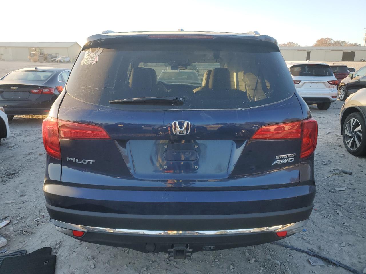 2016 Honda Pilot Touring VIN: 5FNYF6H99GB126926 Lot: 92613415