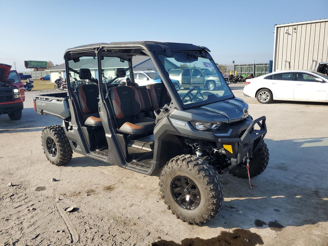 2024 Can Defender - Utility Vehicle