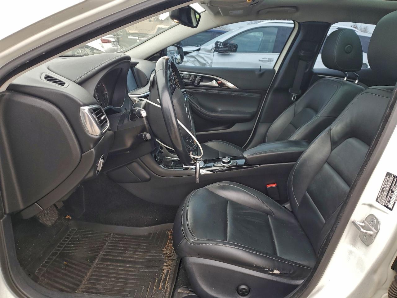 2017 Infiniti Qx30 Base VIN: SJKCH5CR9HA034857 Lot: 94119225