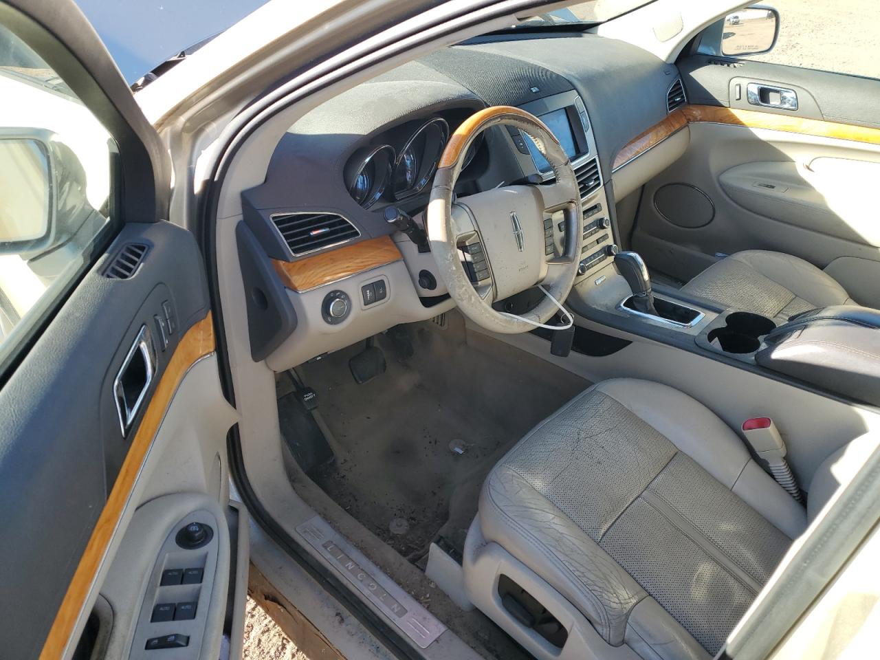 2011 Lincoln Mkt VIN: 2LMHJ5AR4BBJ52178 Lot: 91028925