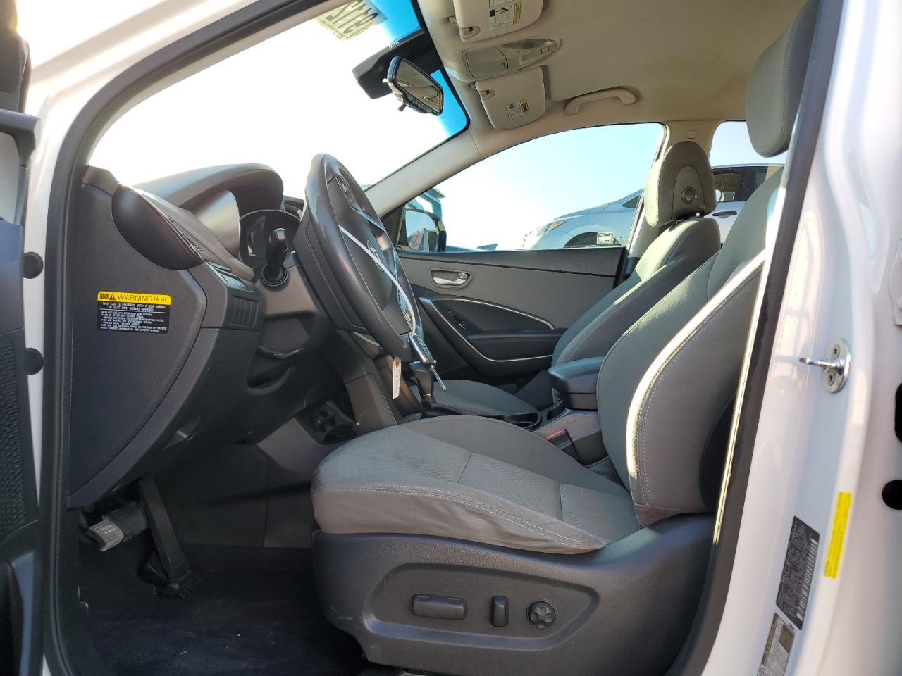 2018 Hyundai Santa Fe Se VIN: KM8SM4HF8JU258284 Lot: 91121755