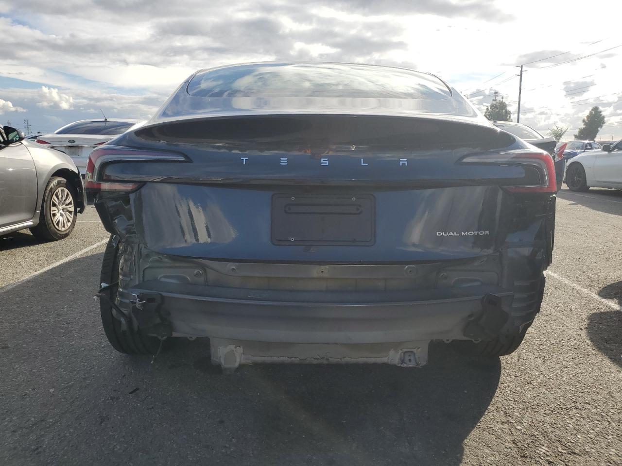 2024 Tesla Model 3 VIN: 5YJ3E1EB5RF734534 Lot: 92944255