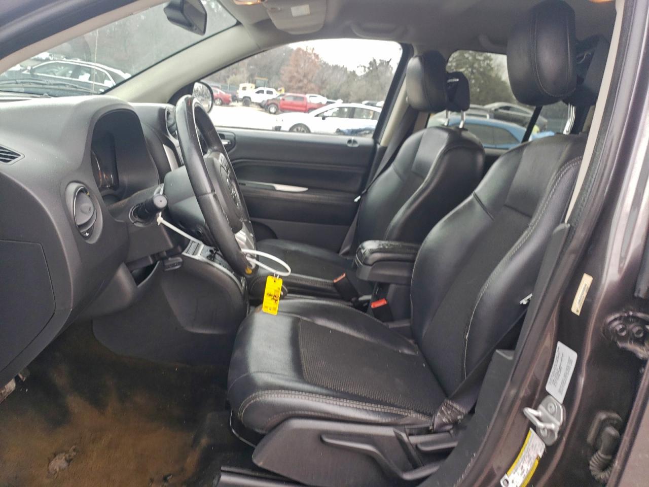 2016 Jeep Compass Latitude VIN: 1C4NJCEA3GD648246 Lot: 93911285