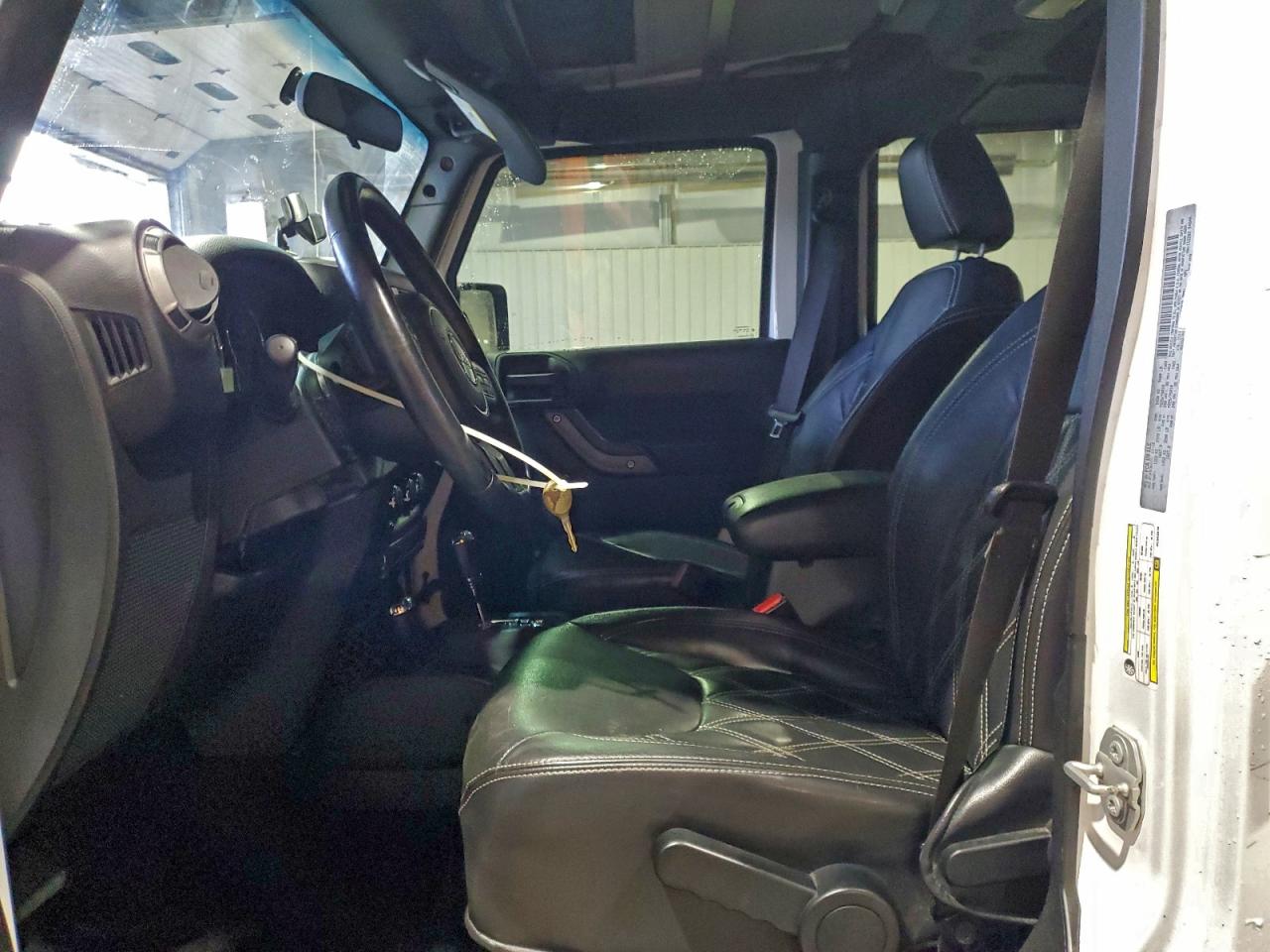 2017 Jeep Wrangler Unlimited Sport VIN: 1C4BJWDG2HL542310 Lot: 94728615