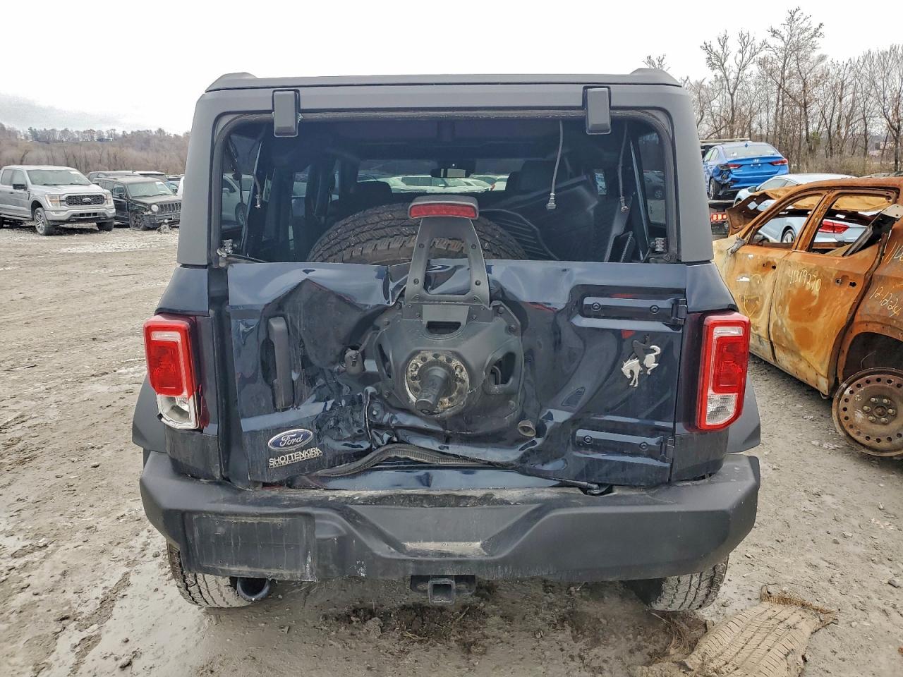 2021 Ford Bronco Base VIN: 1FMEE5DP4MLA80673 Lot: 94062105