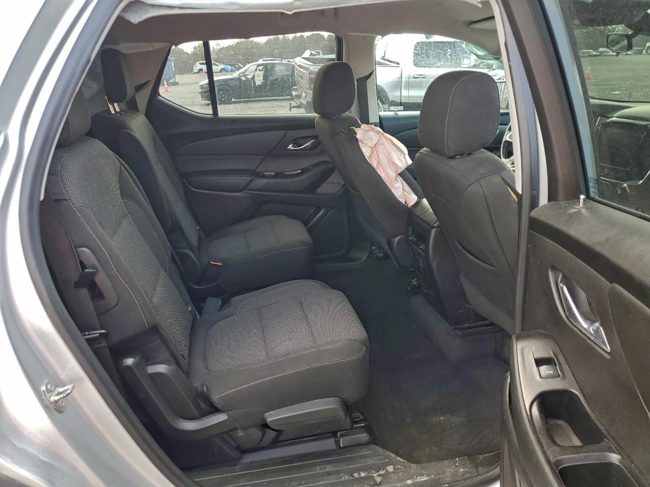 2018 Chevrolet Traverse Lt VIN: 1GNERGKWXJJ267669 Lot: 94428435