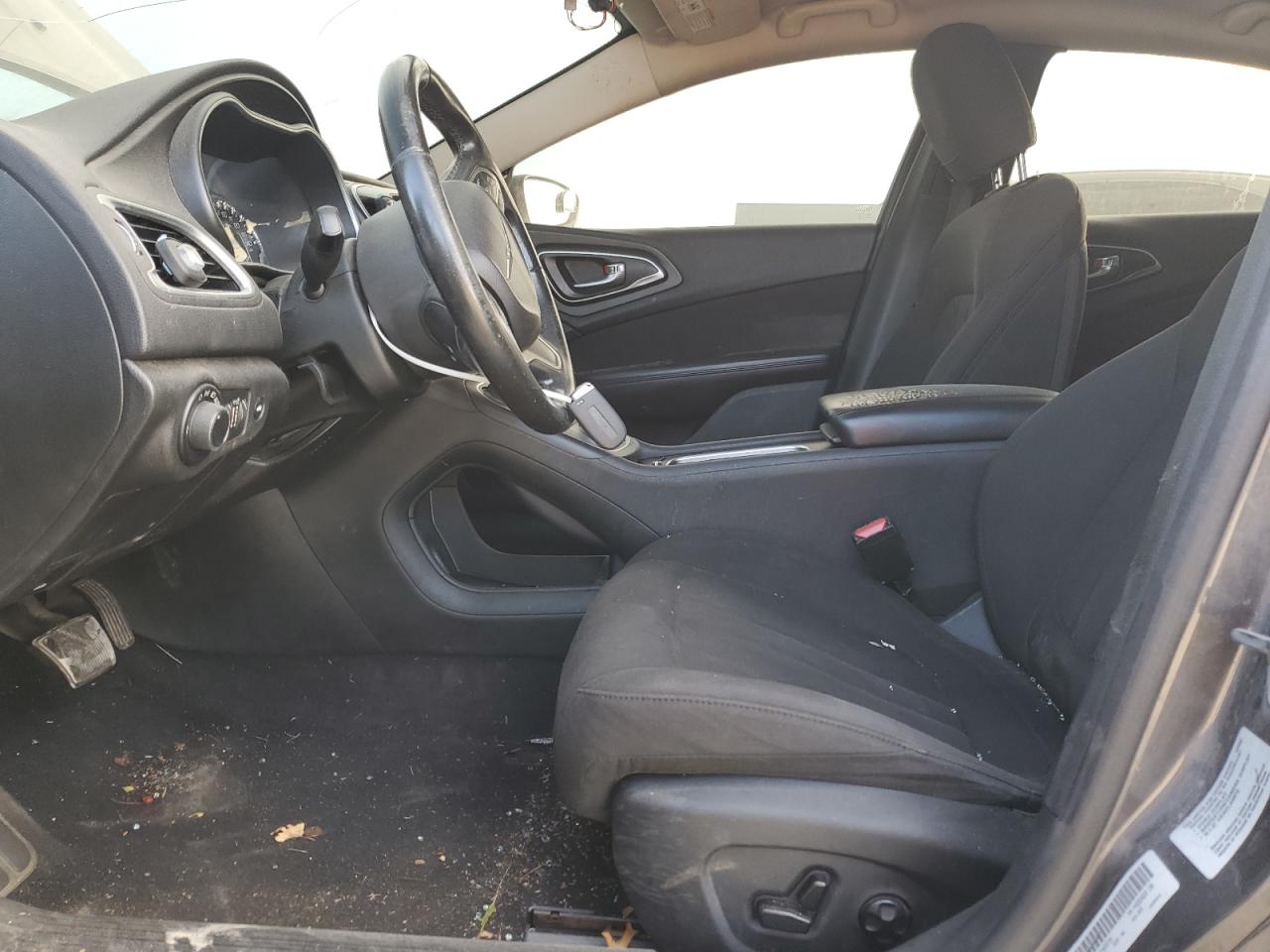 2015 Chrysler 200 Limited VIN: 1C3CCCAB1FN655726 Lot: 91944075