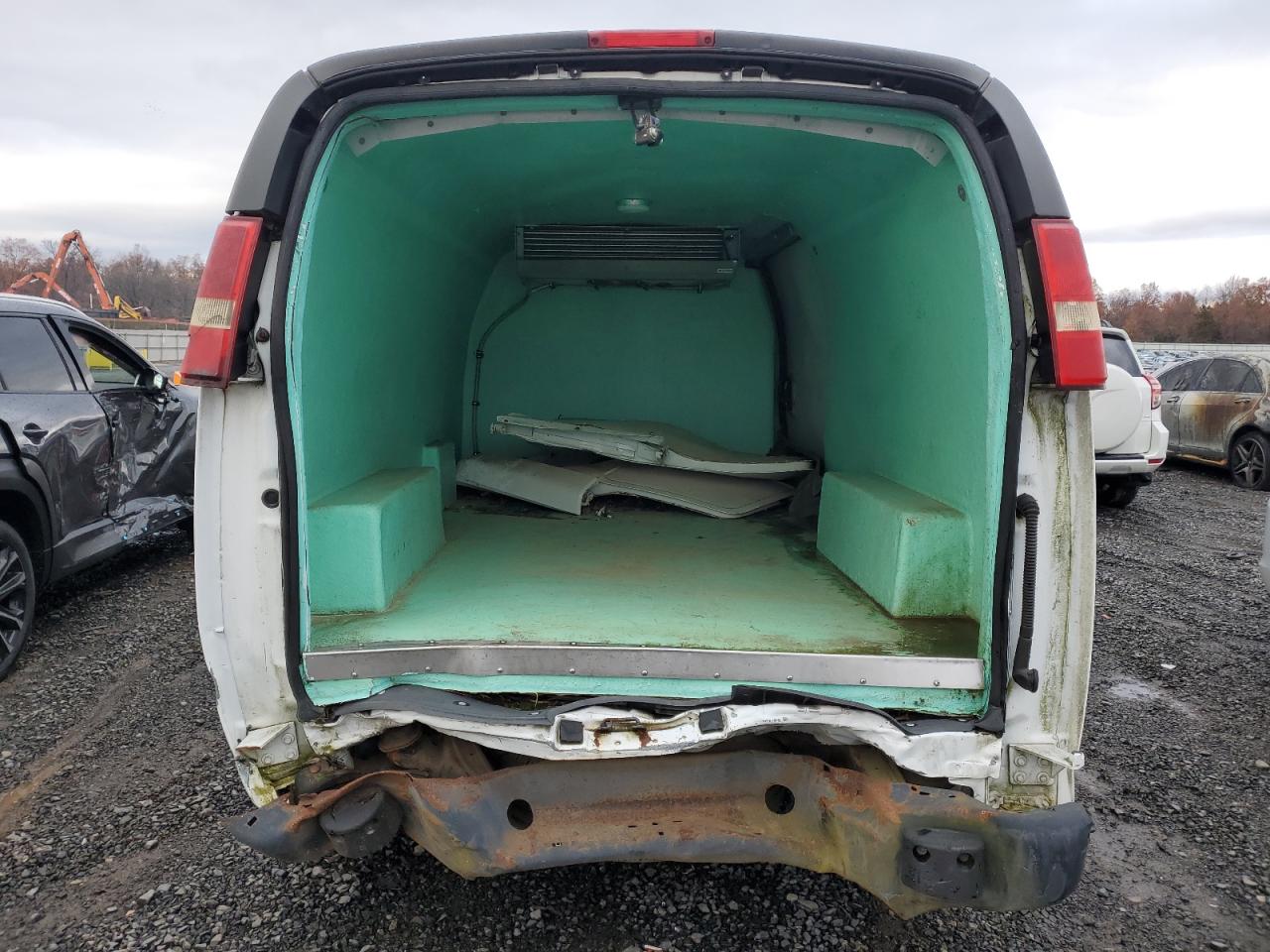 2007 GMC Savana G3500 VIN: 1GTHG39U671105622 Lot: 92020265