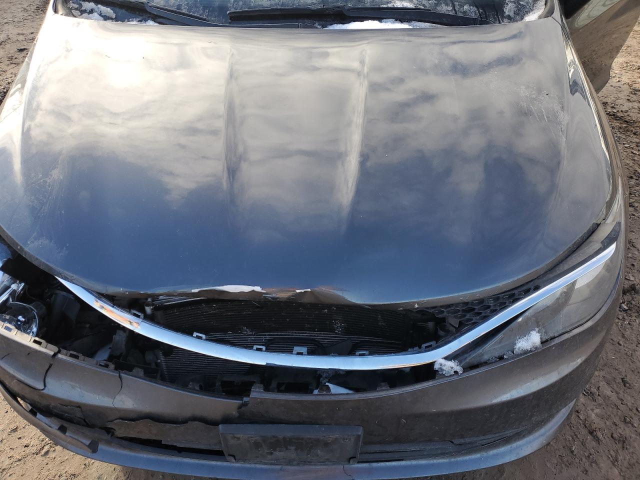 2017 Chrysler Pacifica Lx VIN: 2C4RC1CGXHR837241 Lot: 92894495