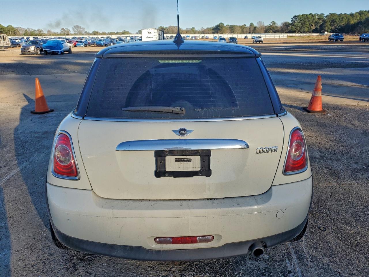 2013 Mini Cooper VIN: WMWSU3C50DT547390 Lot: 94676695