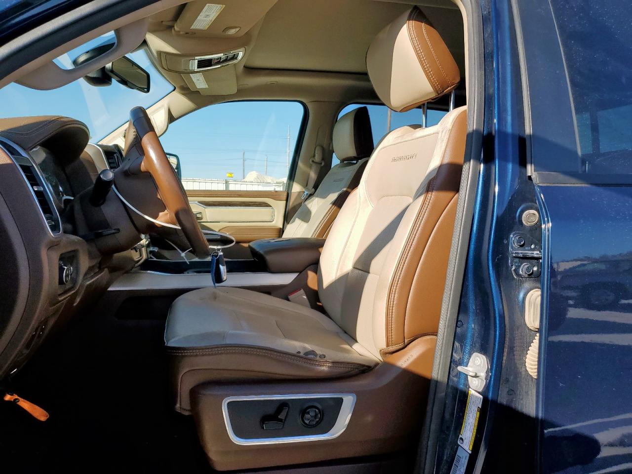 2020 Ram 1500 Laramie VIN: 1C6SRFJT6LN243255 Lot: 91573825