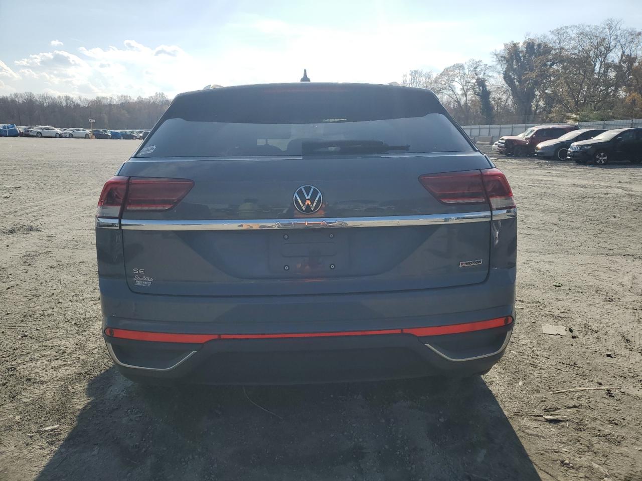 2020 Volkswagen Atlas Cross Sport Se VIN: 1V21C2CA8LC213243 Lot: 92942125