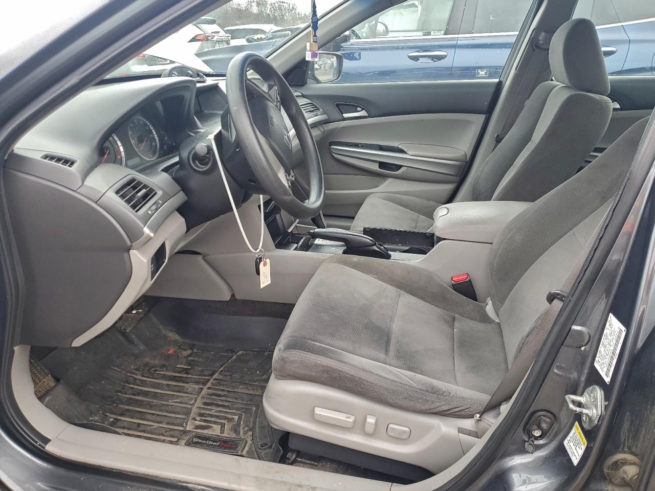 2010 Honda Accord Ex VIN: 1HGCP2F75AA002039 Lot: 93887485