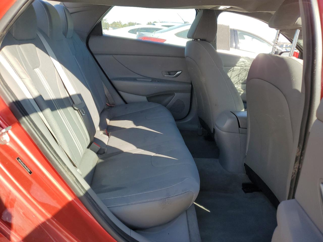 2022 Hyundai Elantra Sel VIN: 5NPLM4AG9NH083104 Lot: 92747835