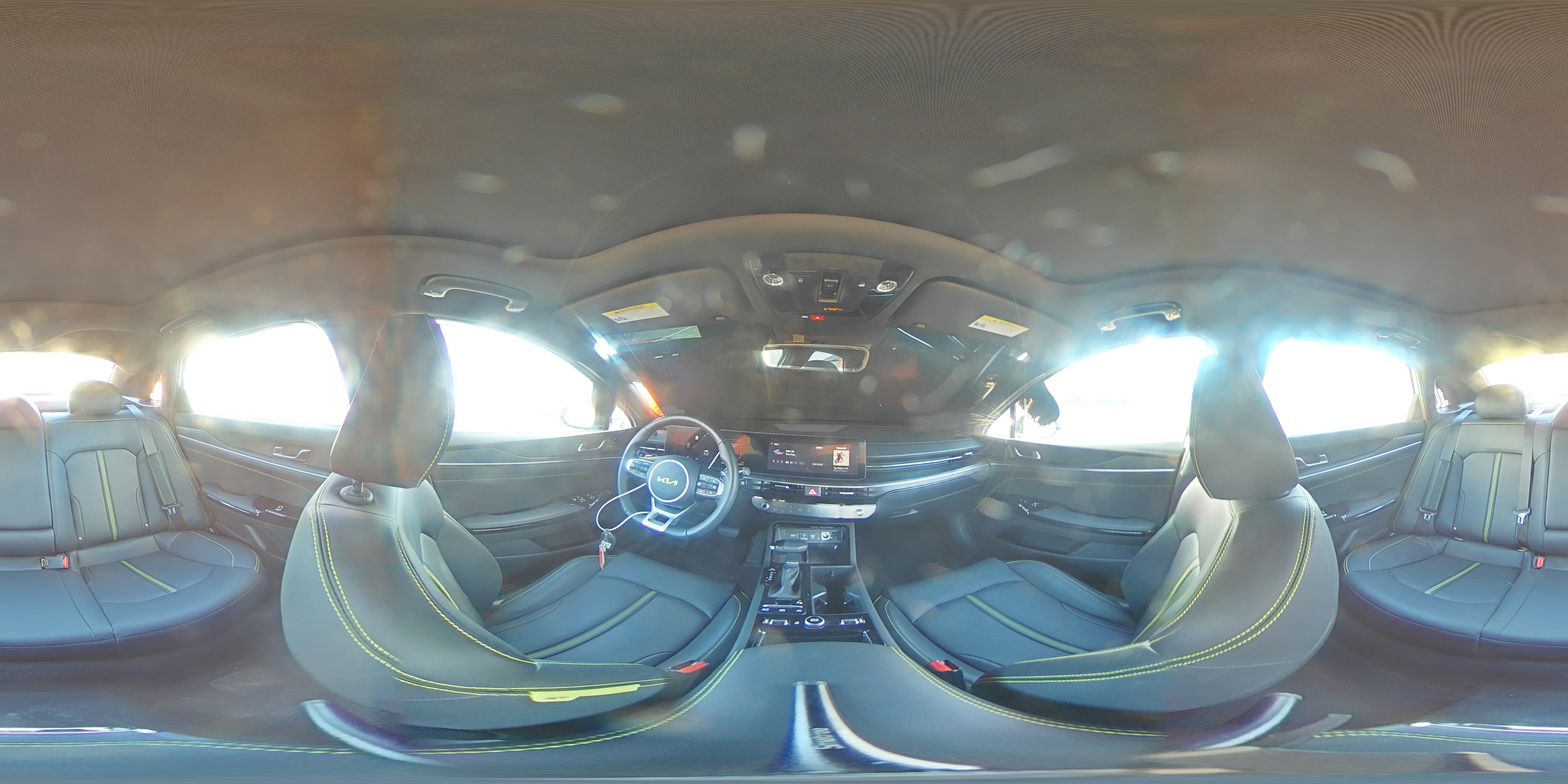 2025 Kia K5 Gt VIN: KNAG44J87S5332700 Lot: 94353945