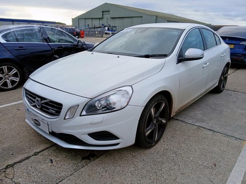 2013 VOLVO S60 D3 [136] R DESIGN LUX NAV 4DR GEARTRONIC for sale at Copart NEWBURY