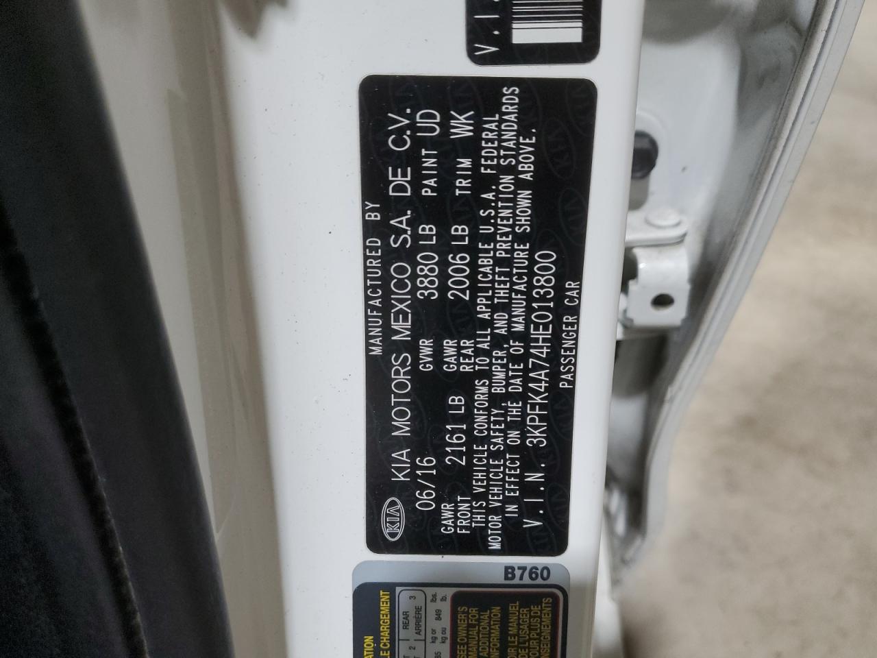 2017 Kia Forte Lx VIN: 3KPFK4A74HE013800 Lot: 93244225