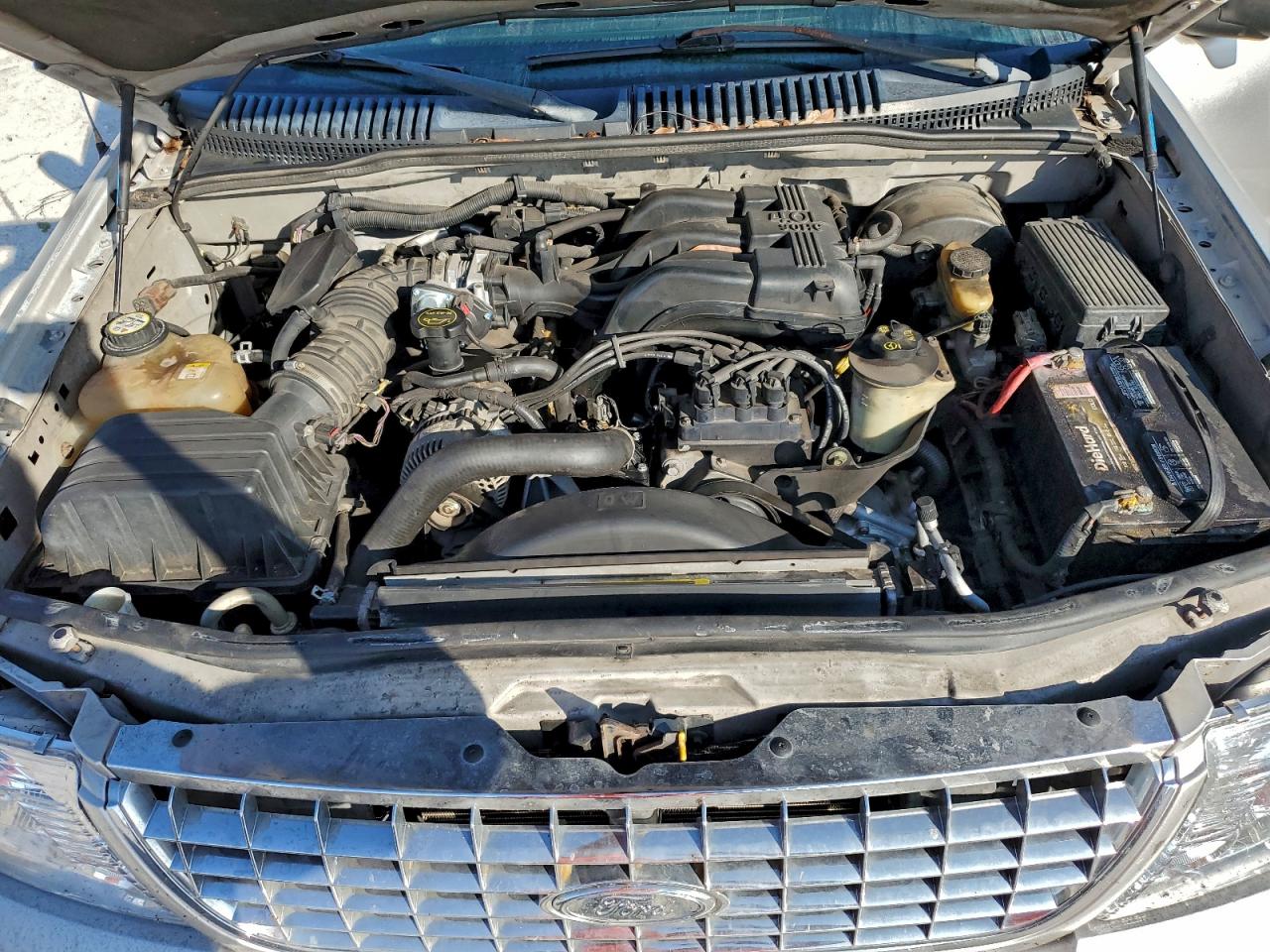 2004 Ford Explorer Xlt VIN: 1FMZU63K94UB32129 Lot: 94245475