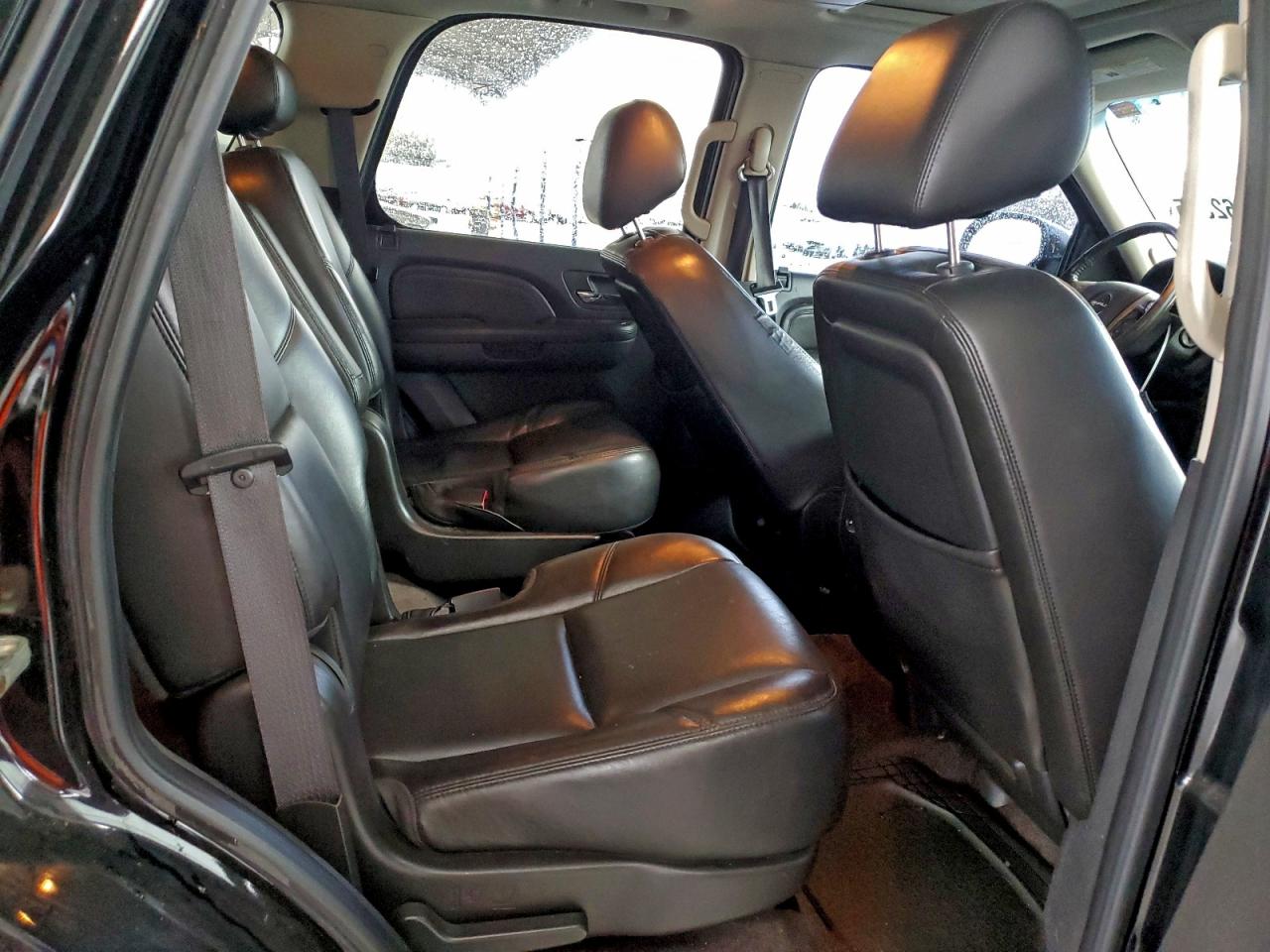 2010 GMC Yukon Denali VIN: 1GKUKEEF8AR288874 Lot: 94062375