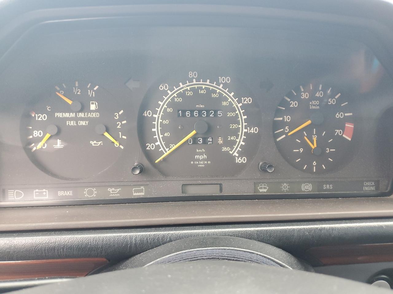 1994 Mercedes-Benz E 320 VIN: WDBEA32E4RC124781 Lot: 85058675