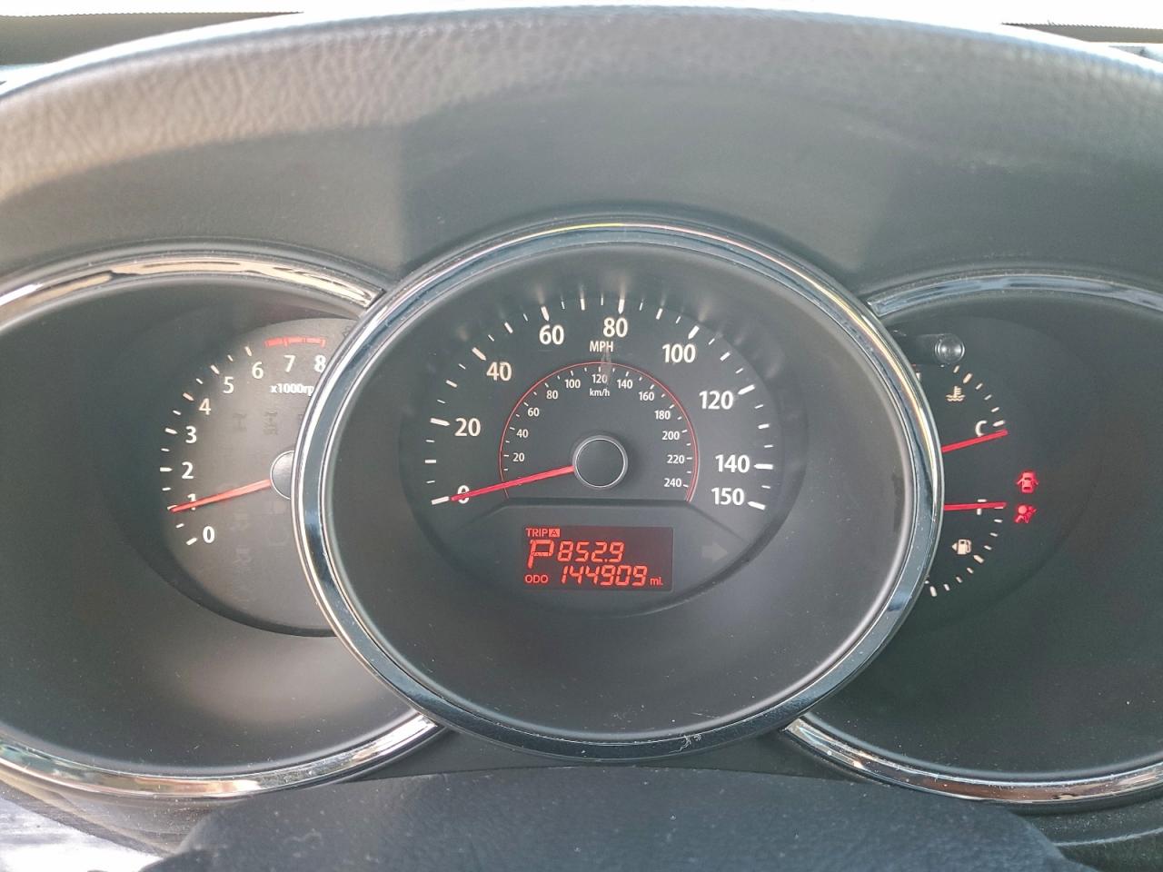 2011 Kia Sorento Base VIN: 5XYKT3A12BG127399 Lot: 94154905