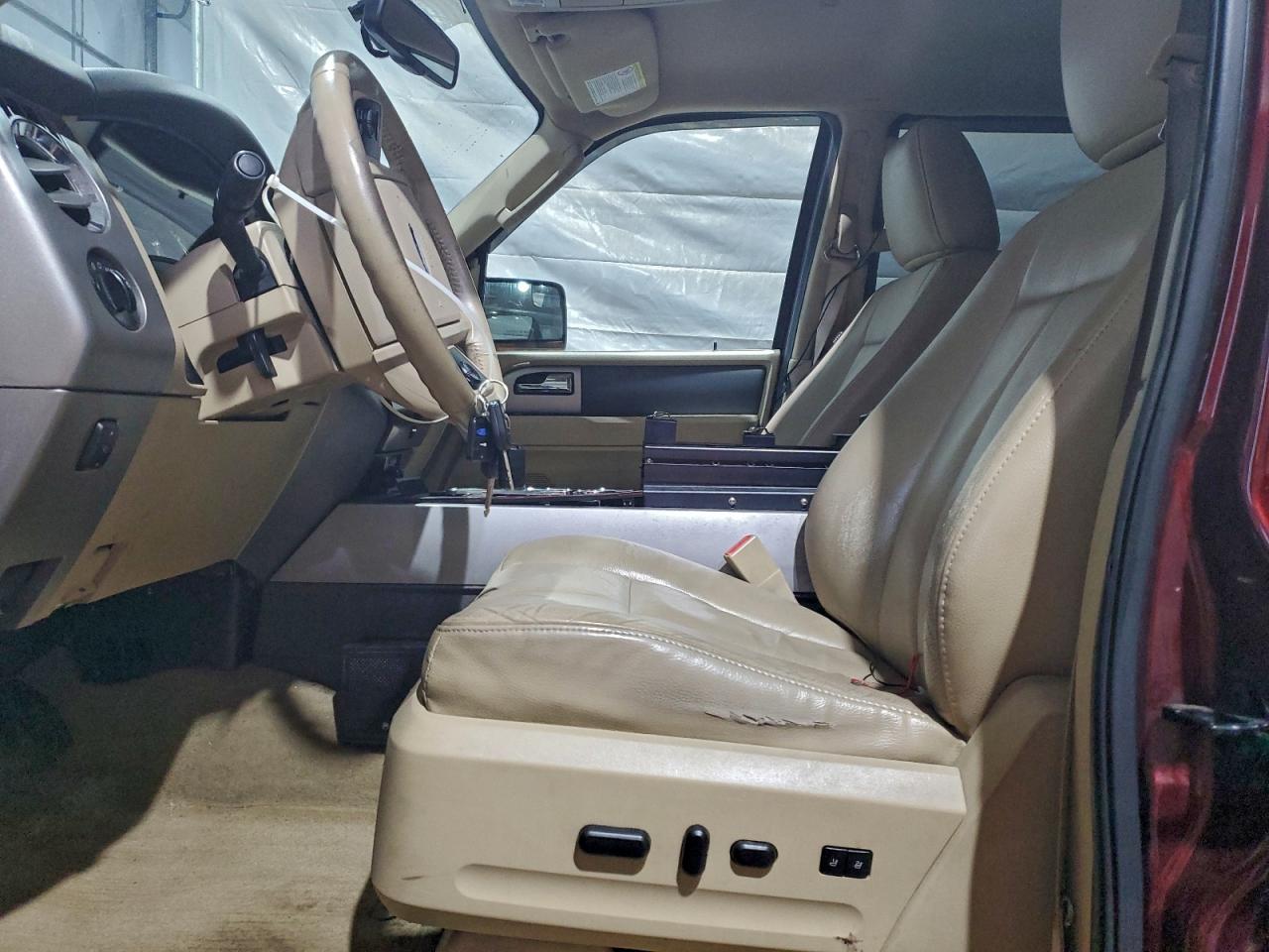 2013 Ford Expedition Xlt VIN: 1FMJU1J58DEF01456 Lot: 93883975