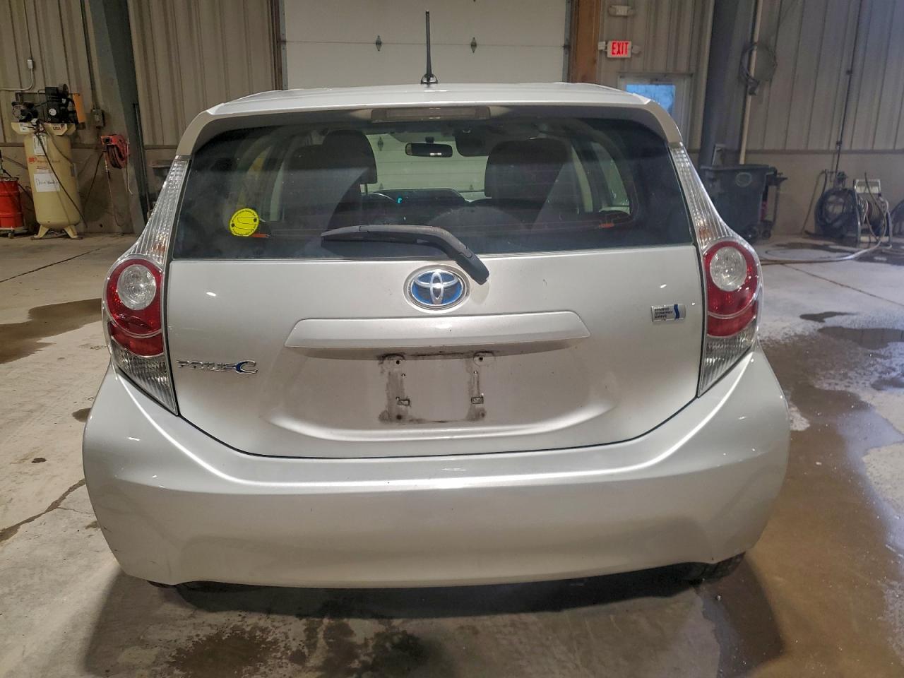 2012 Toyota Prius C VIN: JTDKDTB34C1520805 Lot: 94764055