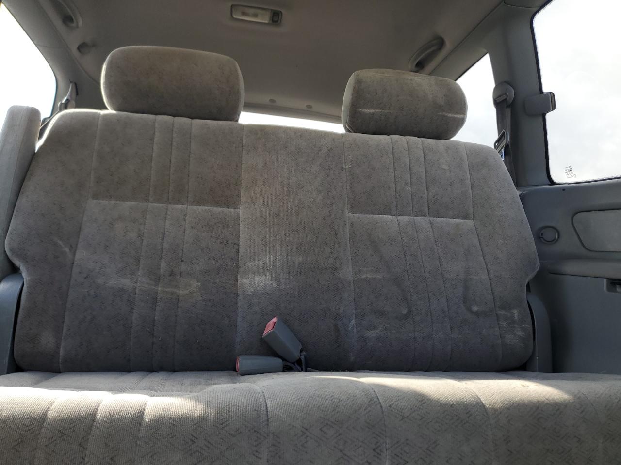 1999 Toyota Sienna Ce VIN: 4T3GF19C1XU151919 Lot: 93457615