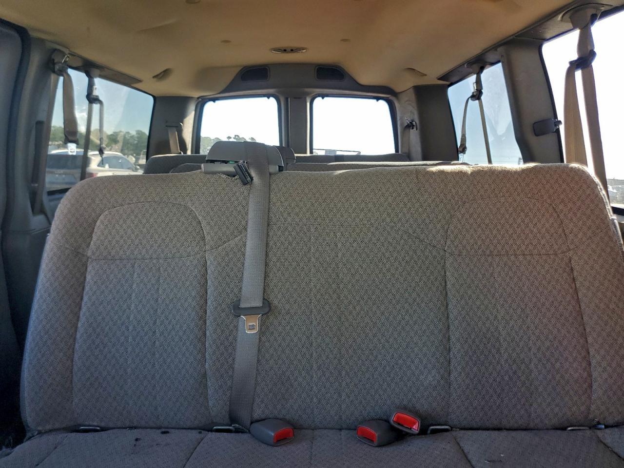 2008 Chevrolet Express G3500 VIN: 1GAHG35K181124173 Lot: 93936705