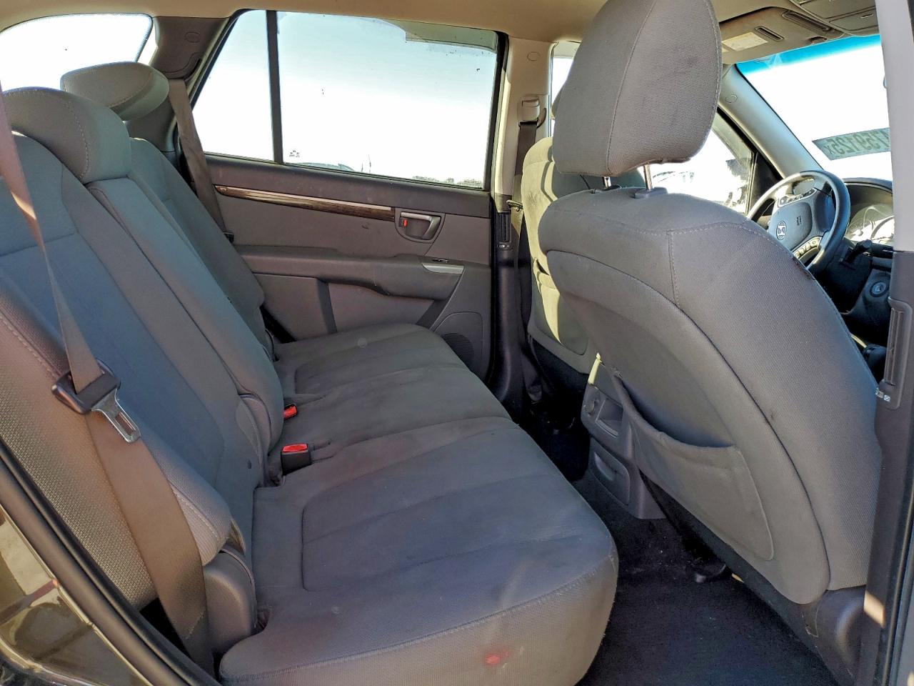 2010 Hyundai Santa Fe Gls VIN: 5NMSG3AB3AH383228 Lot: 94759125