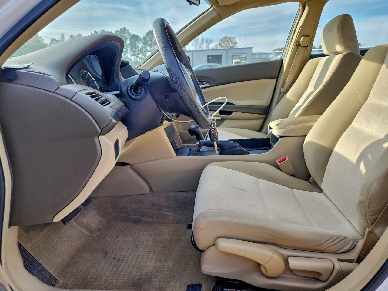 2008 Honda Accord Lx VIN: 1HGCP26358A009810 Lot: 93255895