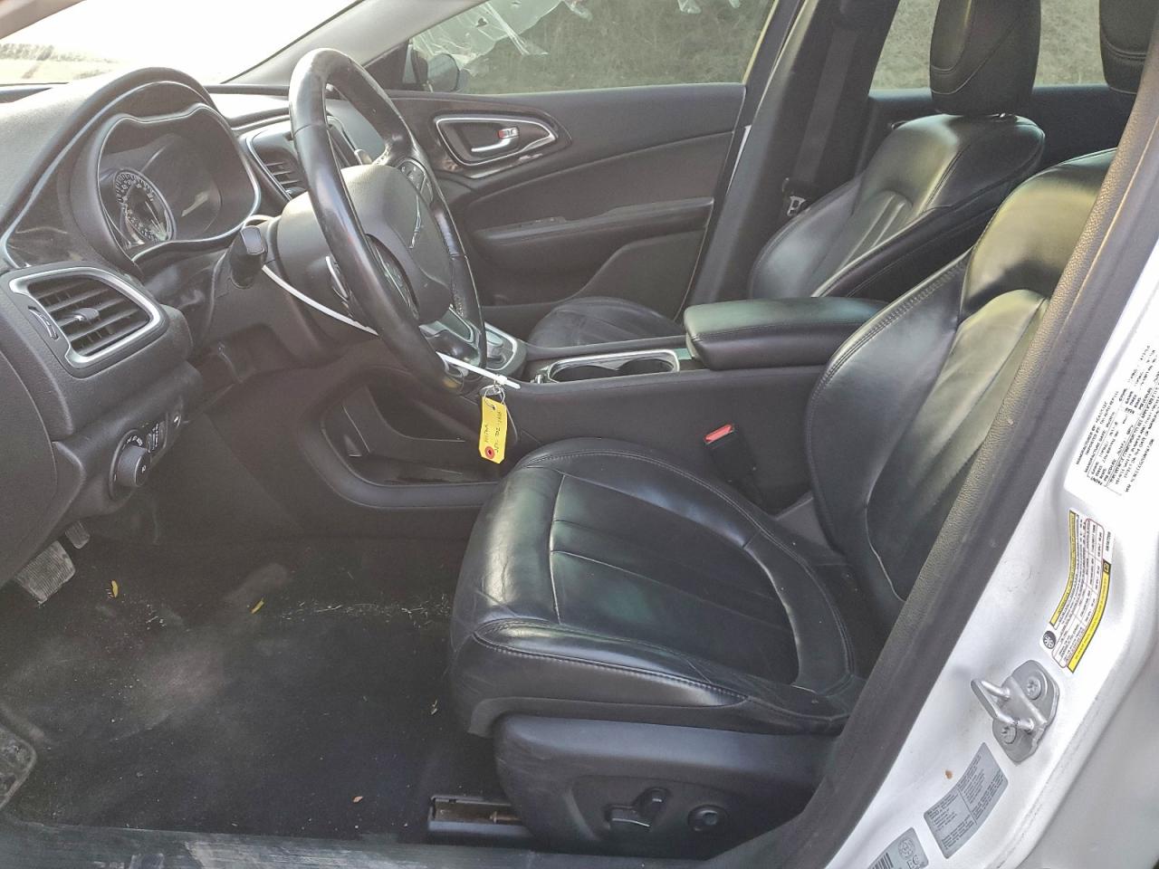 2016 Chrysler 200 C VIN: 1C3CCCCG2GN187208 Lot: 92811425