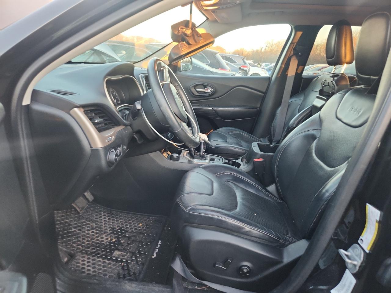 2014 Jeep Cherokee Limited VIN: 1C4PJMDS5EW239742 Lot: 92443615