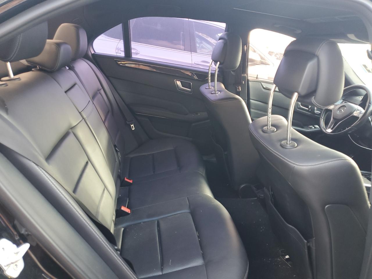 2015 Mercedes-Benz E 350 VIN: WDDHF5KB6FB141297 Lot: 92892765